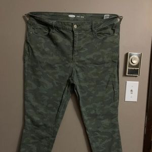 Camo Print Rockstar Super Skinny Jeans denim